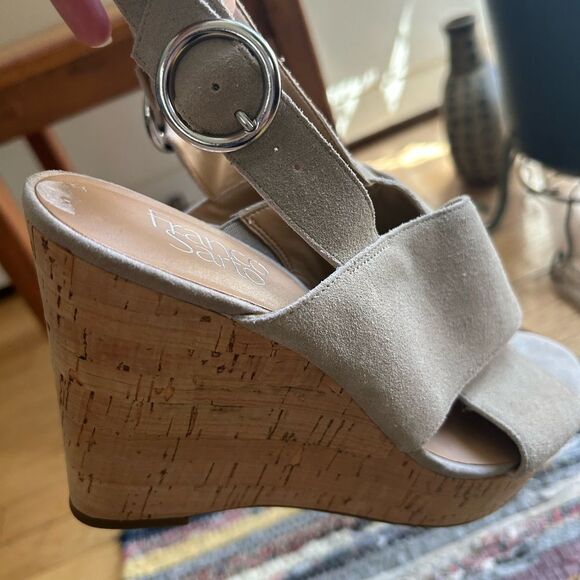 Franco Sarto Tan Wedge Sandals with Crossover Straps 9 - Picture 15 of 16